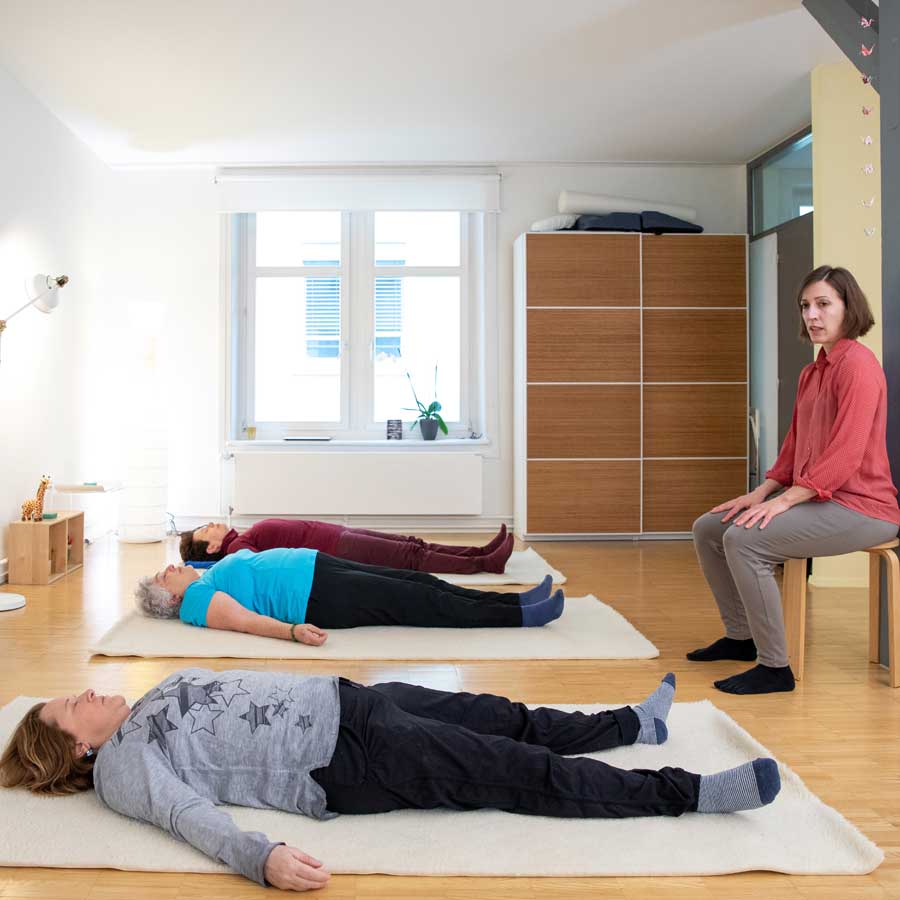 900x900px_feldenkrais_sabine_stadler_okuno_14 Feldenkrais Studio Zürich, Sabine Stadler Okuno, Gruppenstunden, ATM, Awareness Through Movement