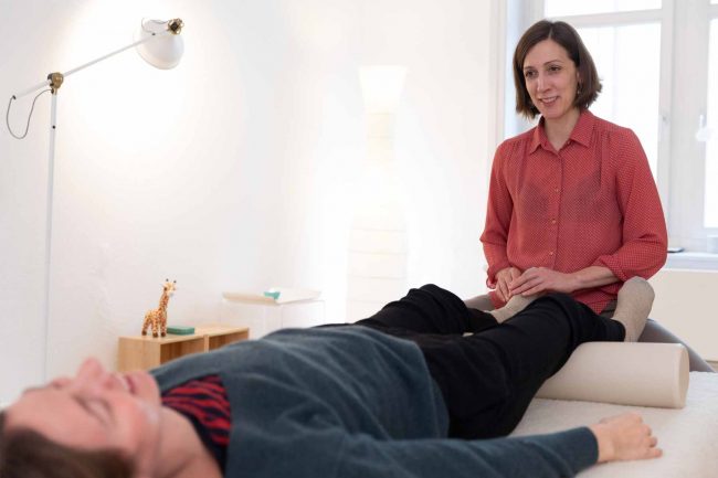 feldenkrais_studio_sabine_stadler_okuno_1800x1200px_01 Feldenkrais Studio Zürich, Sabine Stadler Okuno, Einzelstunden Funktionale Integration